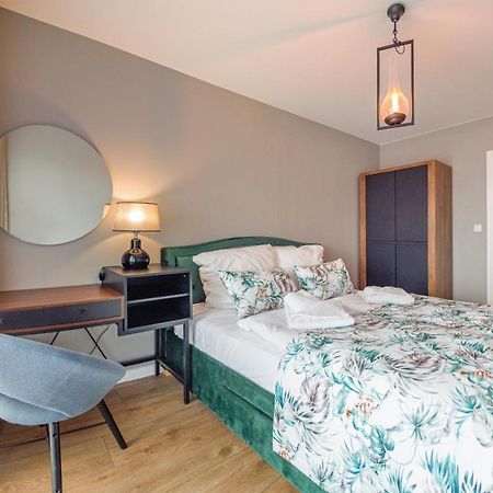 Apartament Czarna Perla Z Garazem 7 E Perlowa Przystan - Holiday City Kolobrzeg Ngoại thất bức ảnh